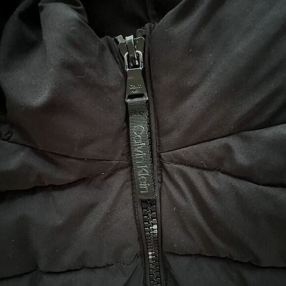 Calvin Klein full zip hooden outdoor black sleeveless womens puffer vest Size S - Picture 3 of 10